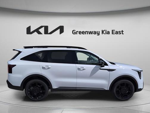 Glacial White 2026 Kia Sorento EX