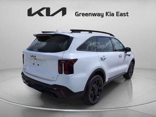Glacial White 2026 Kia Sorento EX
