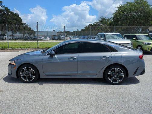 2021 Kia K5 EX
