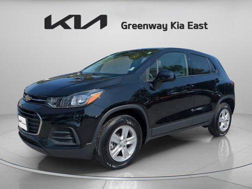 2022 Chevrolet Trax LS