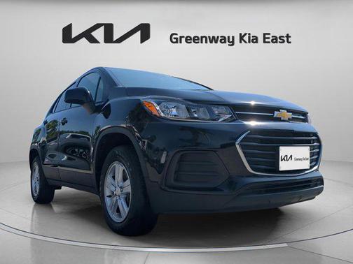 2022 Chevrolet Trax LS
