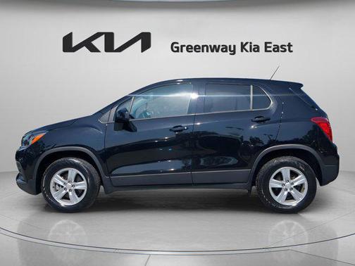 2022 Chevrolet Trax LS