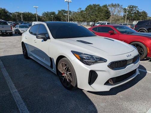 2023 Kia Stinger GT-Line