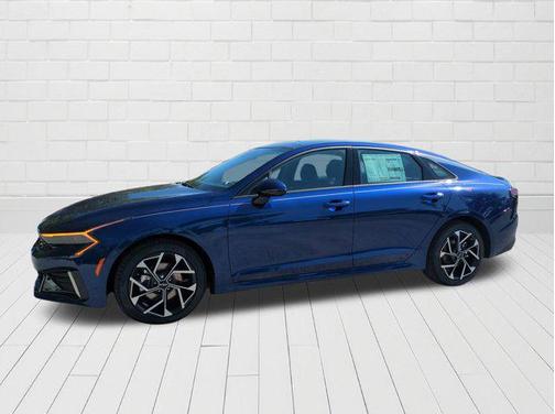 2025 Kia K5 EX