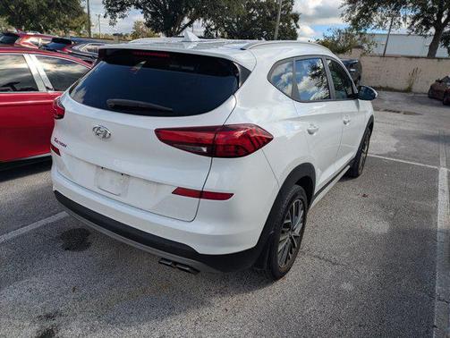 2019 Hyundai TUCSON SE