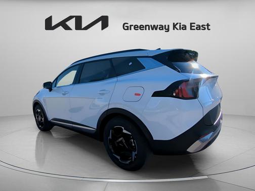Glacial White Pearl 2026 Kia Sportage EX