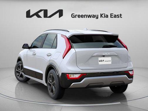 2025 Kia Niro SX