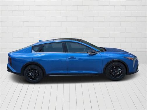 2025 Kia K4 GT-Line Turbo