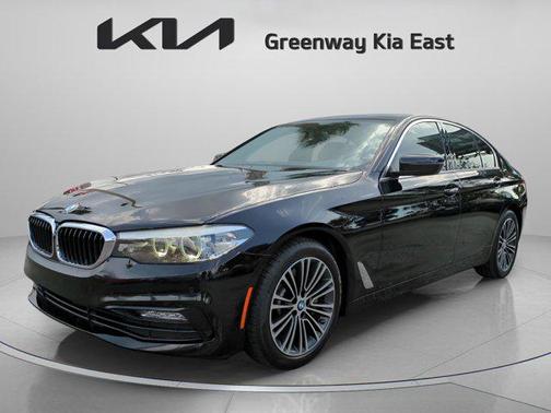 2018 BMW 530 530i