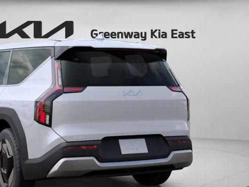 2026 Kia EV9 Light Long Range