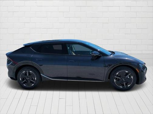 2025 Kia EV6 Wind