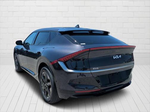 2025 Kia EV6 Wind