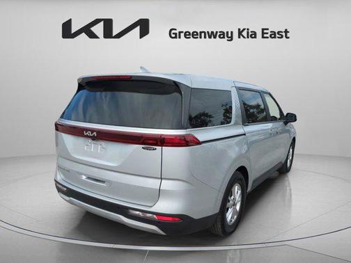 2022 Kia Carnival LXS