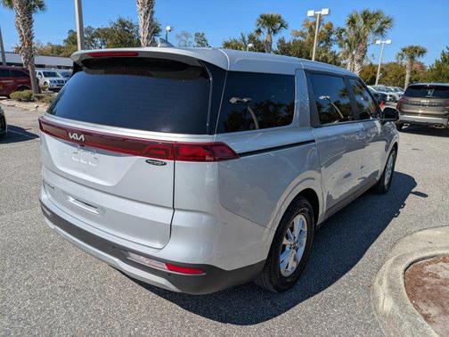 2022 Kia Carnival LXS