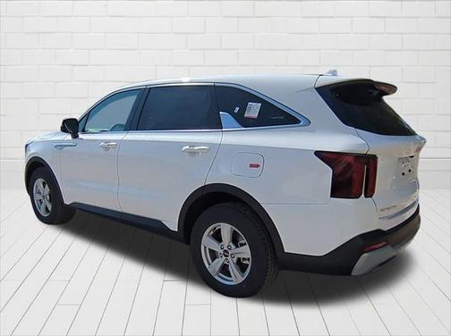 2025 Kia Sorento LX