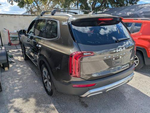 2022 Kia Telluride S