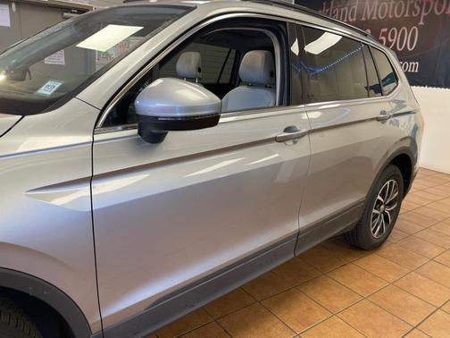 2019 Volkswagen Tiguan 2.0T SEL R-Line 4MOTION