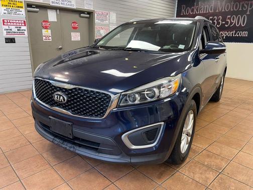2016 Kia Sorento LX