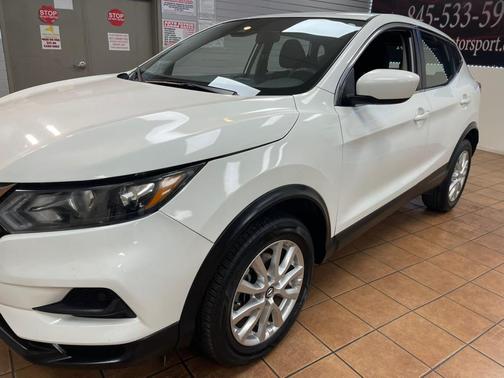 2021 Nissan Rogue Sport S