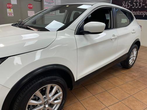 2021 Nissan Rogue Sport S