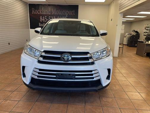 Blizzard Pearl 2018 Toyota Highlander LE Plus