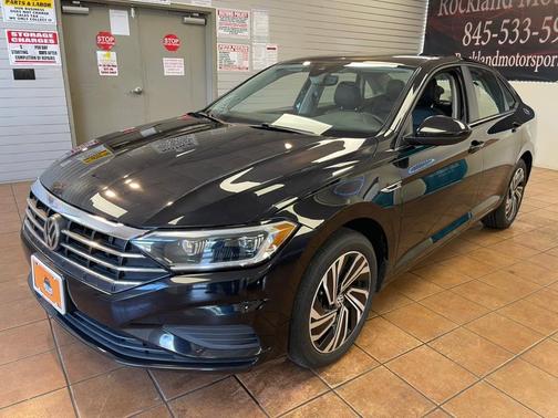 Deep Black Pearl 2021 Volkswagen Jetta 1.4T SEL