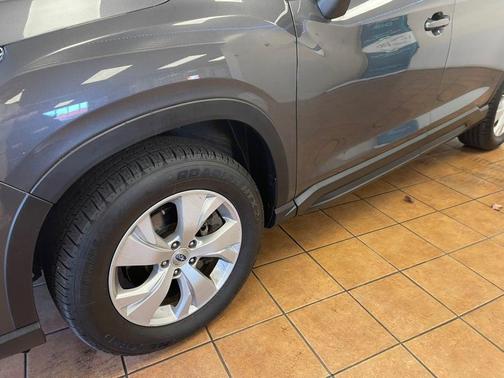 2020 Subaru Ascent Base 8-Passenger