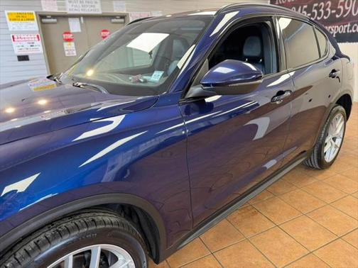 2018 Alfa Romeo Stelvio Ti Sport