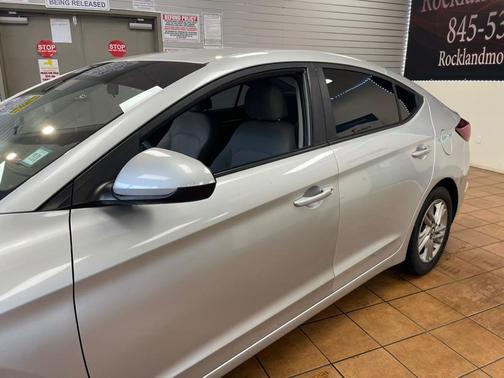 2020 Hyundai ELANTRA Limited