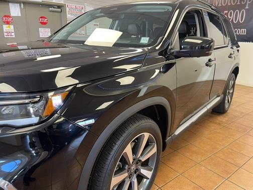 2023 Honda Pilot AWD Elite