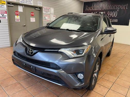 Magnetic Gray Metallic 2018 Toyota RAV4 XLE