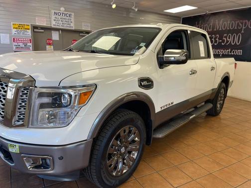2017 Nissan Titan Platinum Reserve