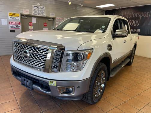 2017 Nissan Titan Platinum Reserve