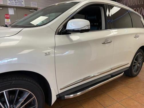 2017 INFINITI QX60 Base
