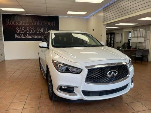2017 INFINITI QX60 Base