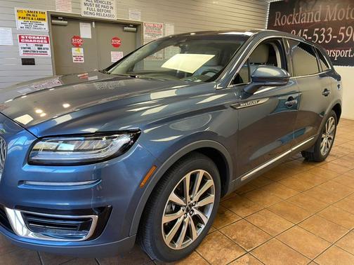 2019 Lincoln Nautilus Select