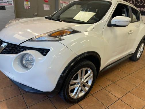 2015 Nissan Juke S