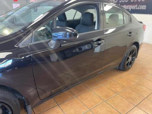 2018 Subaru Impreza 2.0i Premium