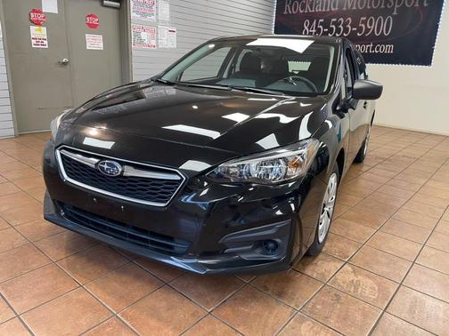 2017 Subaru Impreza 2.0i