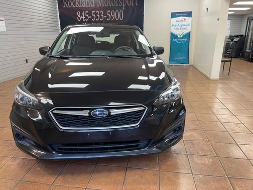 2017 Subaru Impreza 2.0i