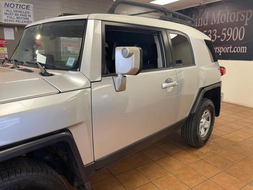 2008 Toyota FJ Cruiser Base