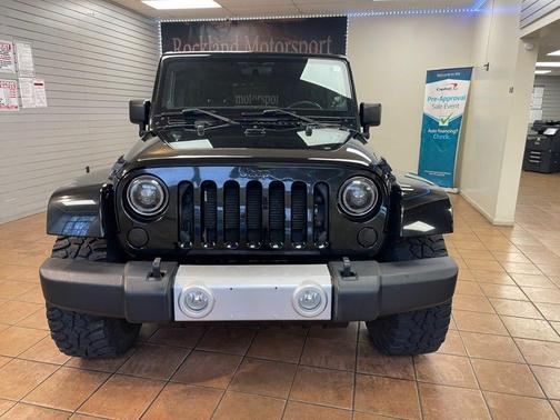 2012 Jeep Wrangler Unlimited Sahara