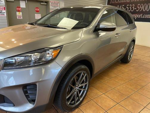 2019 Kia Sorento LX