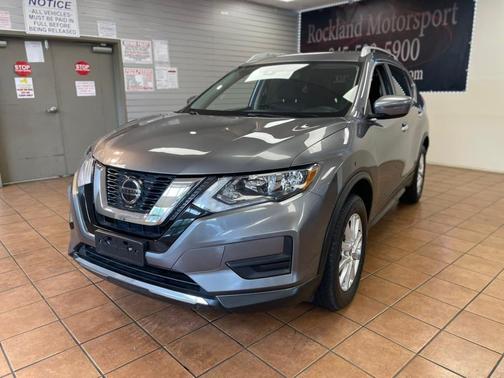 2020 Nissan Rogue SV
