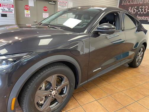 2021 Ford Mustang Mach-E Select