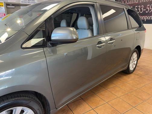 2013 Toyota Sienna Limited