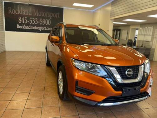 2018 Nissan Rogue SV