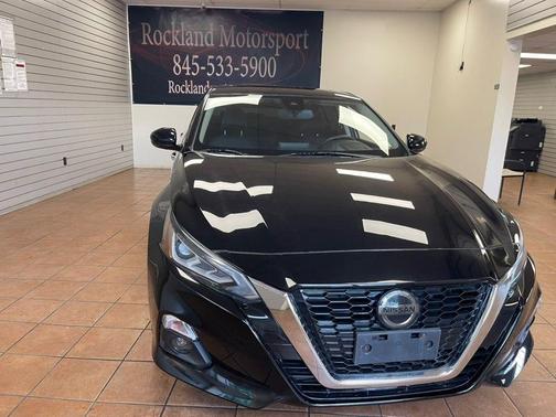 GREY 2019 Nissan Altima 2.5 SV