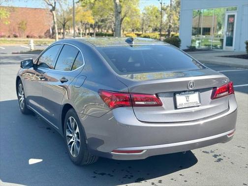 2017 Acura TLX w/Technology Package
