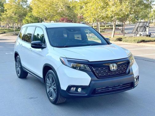 Platinum White Pearl 2021 Honda Passport 2WD EX-L
